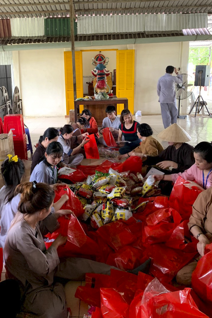 Trung thu yêu thương chùa An Hương, An Giang