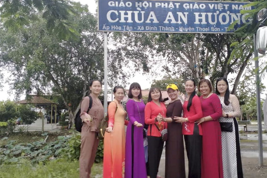 Trung thu yêu thương chùa An Hương, An Giang