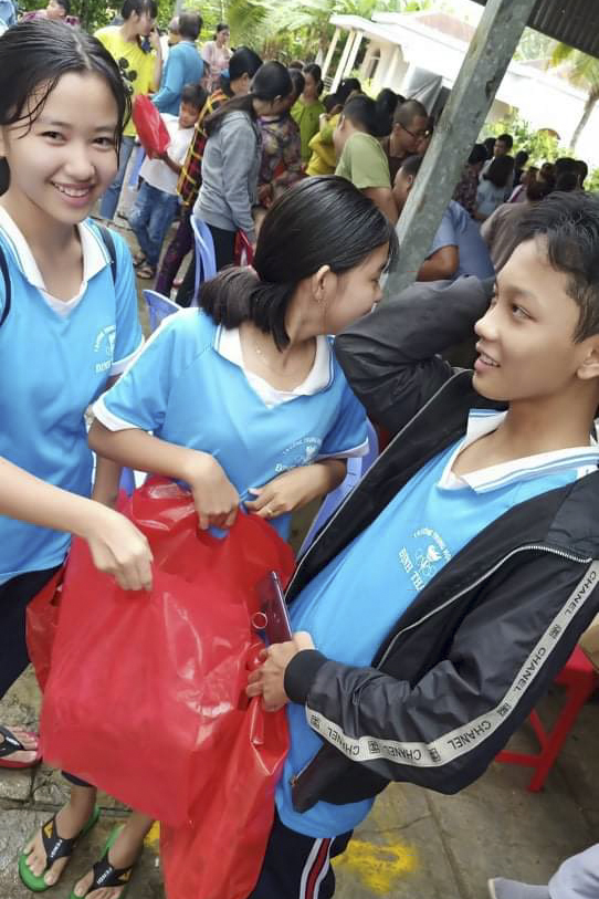 Trung thu yêu thương chùa An Hương, An Giang