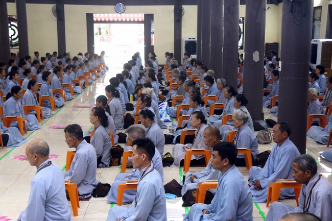 Khóa tu “Sứ Giả Như Lai” chùa Hòa Phúc