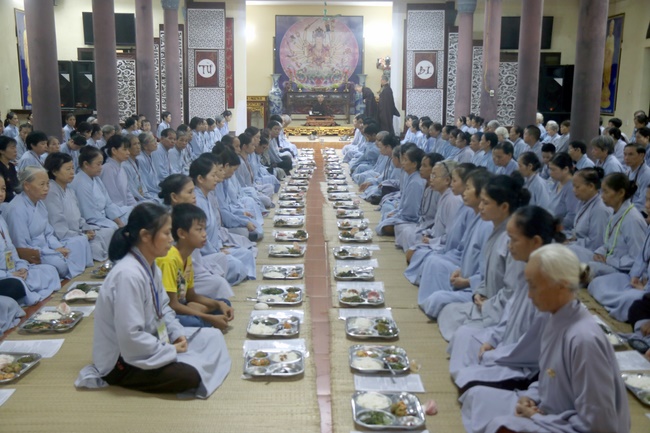 Khóa tu “Sứ Giả Như Lai” chùa Hòa Phúc