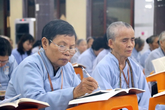 Khóa tu “Sứ Giả Như Lai” chùa Hòa Phúc