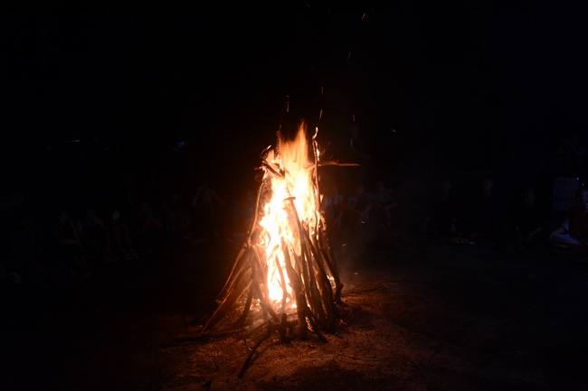 Offering gifts on Mid-Autumn Festival to Ben Tre and Tien Giang provinces