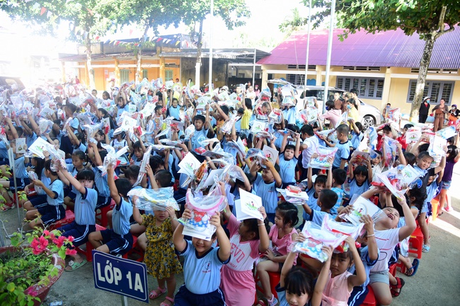 Spreading the love on Mid-Autumn Festival in Tay Ninh