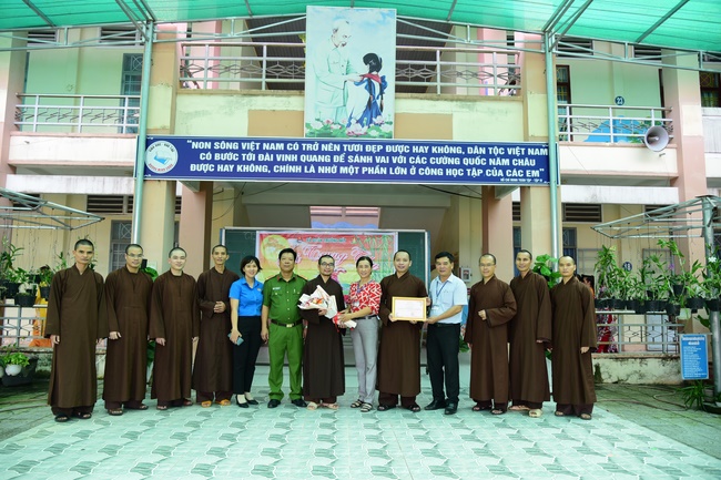 Spreading the love on Mid-Autumn Festival in Tay Ninh