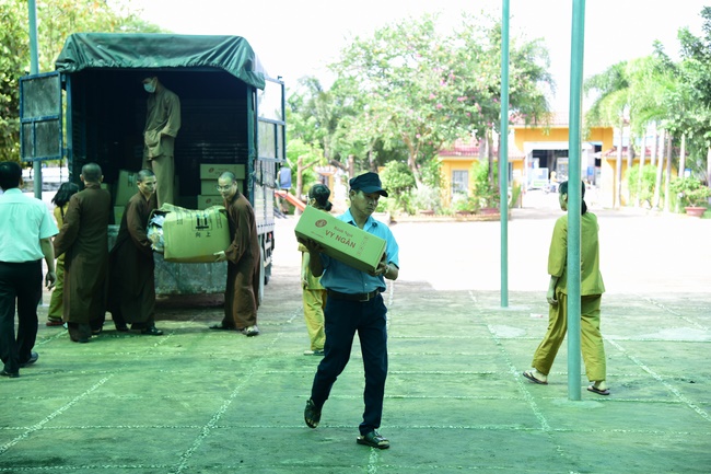Spreading the love on Mid-Autumn Festival in Tay Ninh