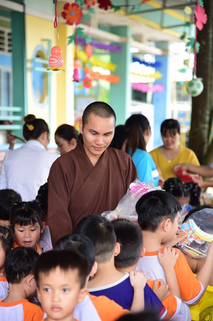 Spreading the love on Mid-Autumn Festival in Tay Ninh