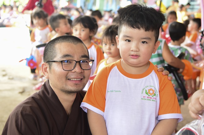 Spreading the love on Mid-Autumn Festival in Tay Ninh