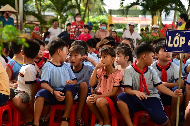 Spreading the love on Mid-Autumn Festival in Tay Ninh