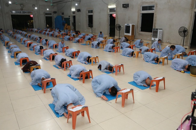 Repentant Ceremony at Dong Cao pagoda in Thanh Hóa