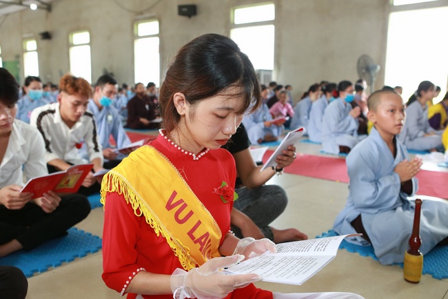 The Great Ullambana Ceremony at Dong Cao Pagoda in Thanh Hoa