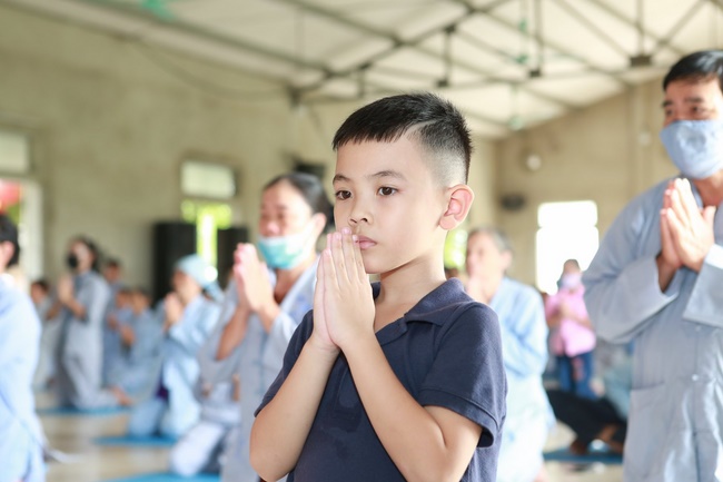 The Ullambana dharma assembly of filial piety  at Dong Cao Pagoda
