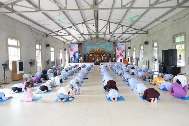 The Ullambana dharma assembly of filial piety  at Dong Cao Pagoda