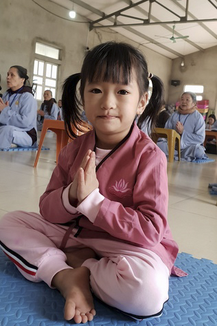 The 10th retreat “Practice as the Buddha's Teachings” at Dong Cao Pagoda