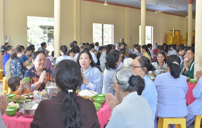 Year Ending Retreat at Hung Phap Pagoda, Dong Nai