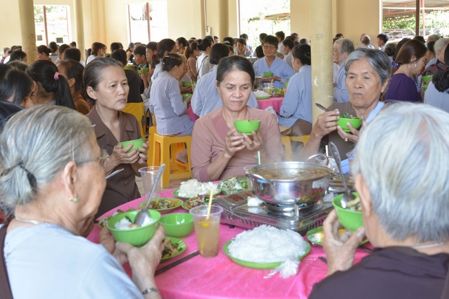 Year Ending Retreat at Hung Phap Pagoda, Dong Nai