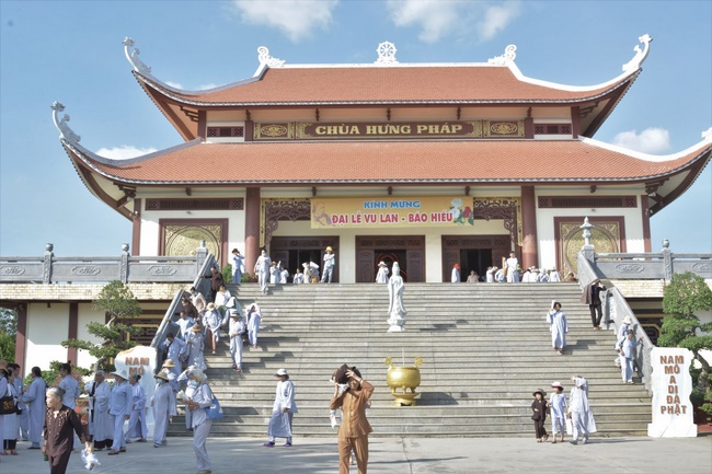 Year Ending Retreat at Hung Phap Pagoda, Dong Nai