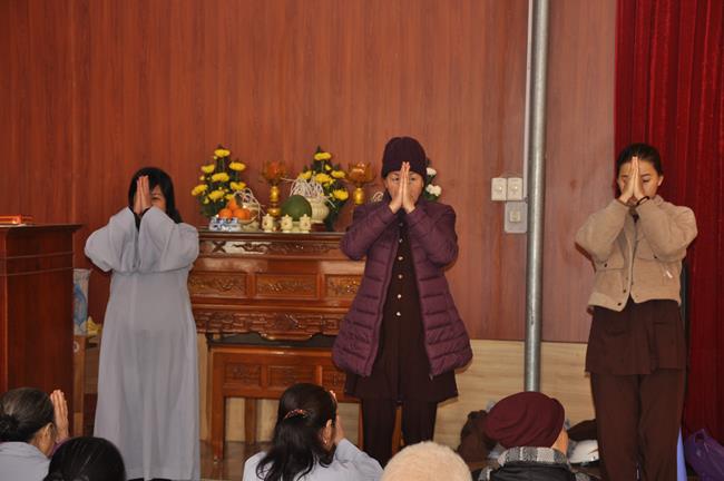 Chùa Tiêu Dao hướng dẫn oai nghi của người Phật tử