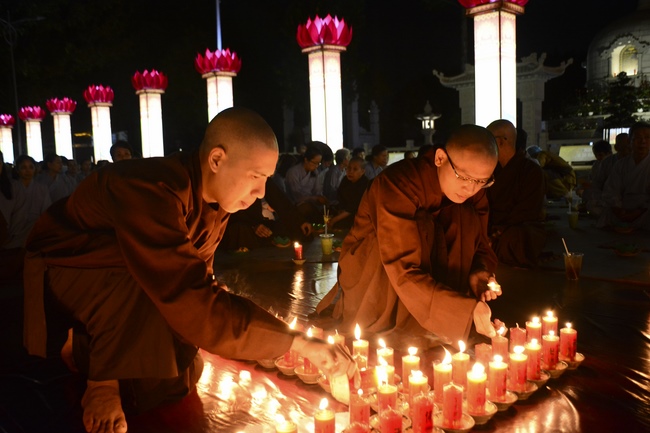The 3rd gratitude ceremony to the disciples.