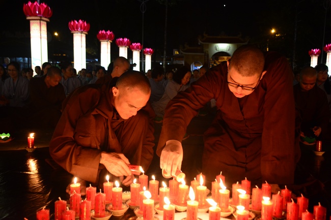 The 3rd gratitude ceremony to the disciples.