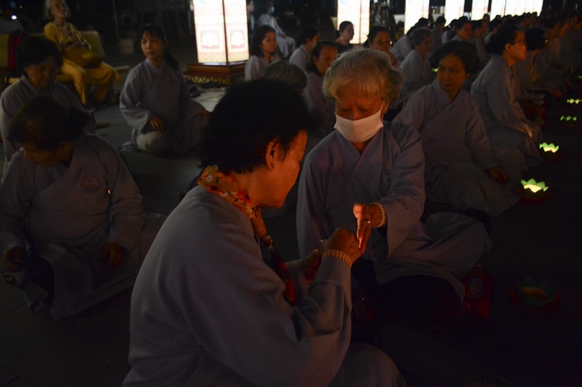 The 3rd gratitude ceremony to the disciples.