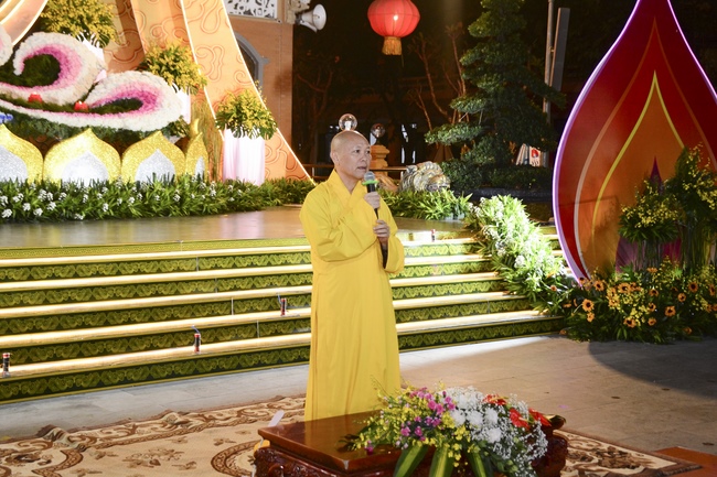 The 3rd gratitude ceremony to the disciples.