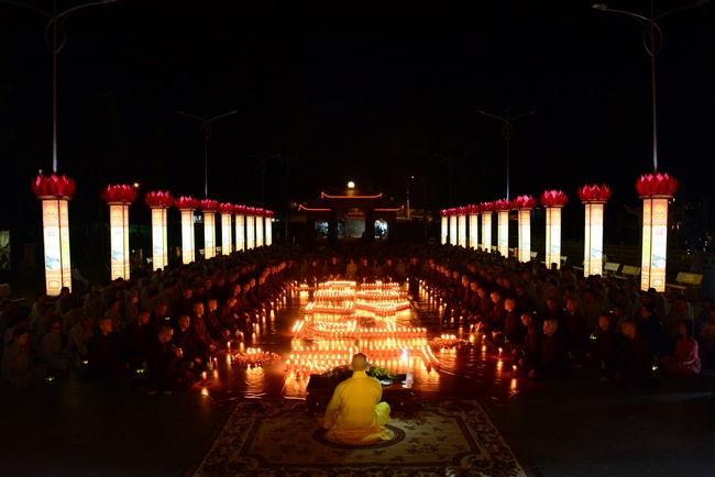 The 3rd gratitude ceremony to the disciples.