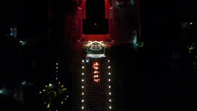 The 3rd gratitude ceremony to the disciples.