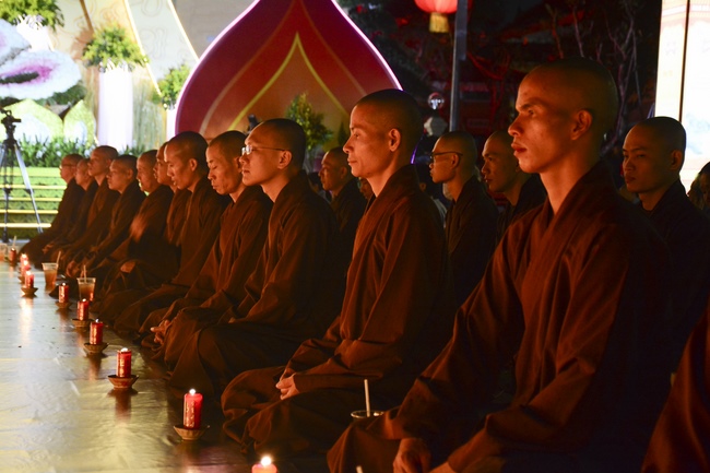 The 3rd gratitude ceremony to the disciples.