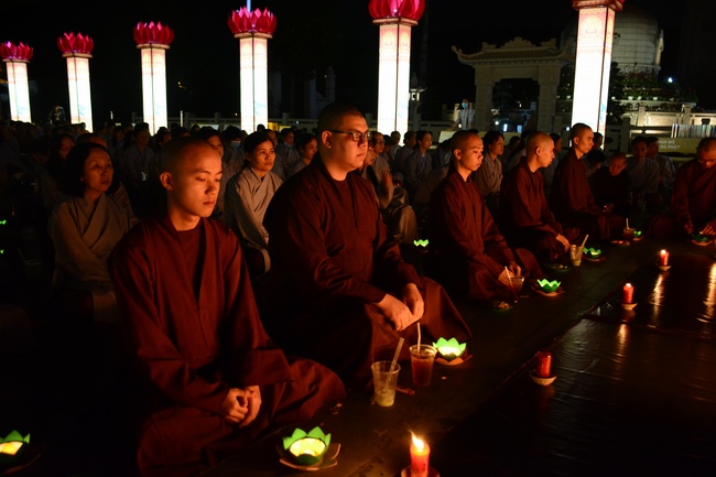 The 3rd gratitude ceremony to the disciples.