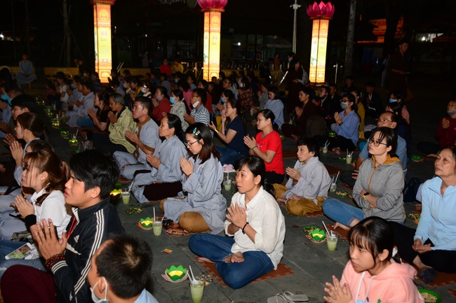 The 3rd gratitude ceremony to the disciples.