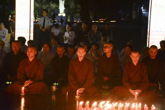 The 3rd gratitude ceremony to the disciples.