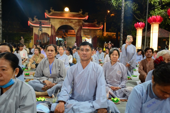 The 3rd gratitude ceremony to the disciples.