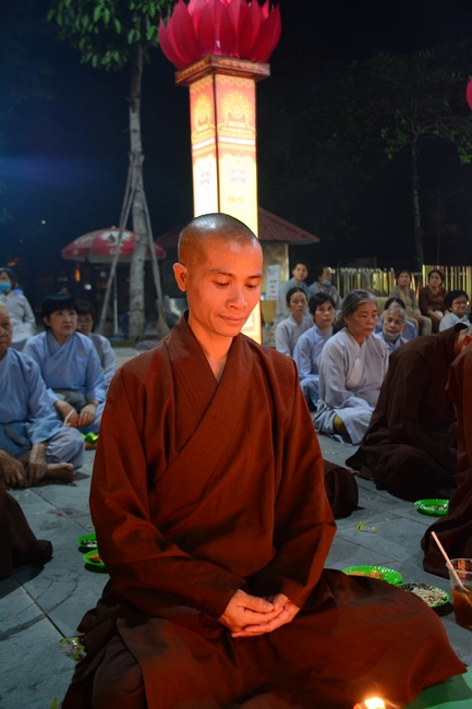 The 3rd gratitude ceremony to the disciples.