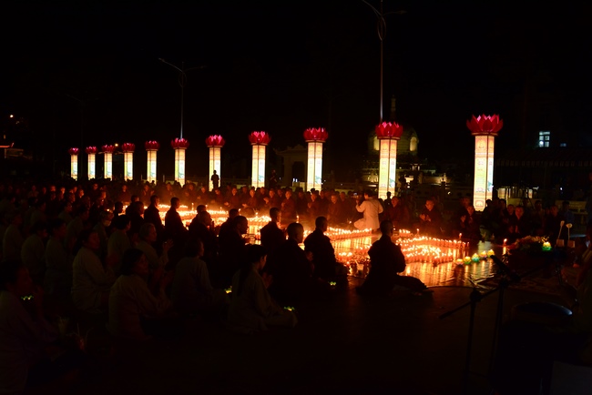The 3rd gratitude ceremony to the disciples.