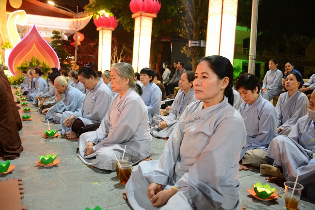 The 3rd gratitude ceremony to the disciples.