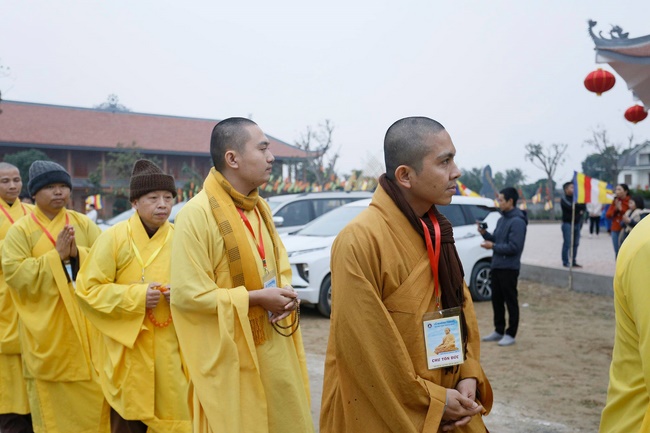 The inauguration ceremony of Buddha Shakyamuni statue 42m at Phuc Lac pagoda, Nghe An