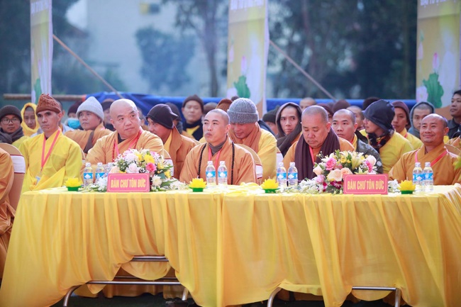 The inauguration ceremony of Buddha Shakyamuni statue 42m at Phuc Lac pagoda, Nghe An