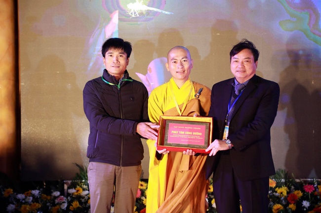 The inauguration ceremony of Buddha Shakyamuni statue 42m at Phuc Lac pagoda, Nghe An