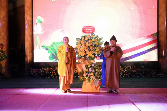 The inauguration ceremony of Buddha Shakyamuni statue 42m at Phuc Lac pagoda, Nghe An
