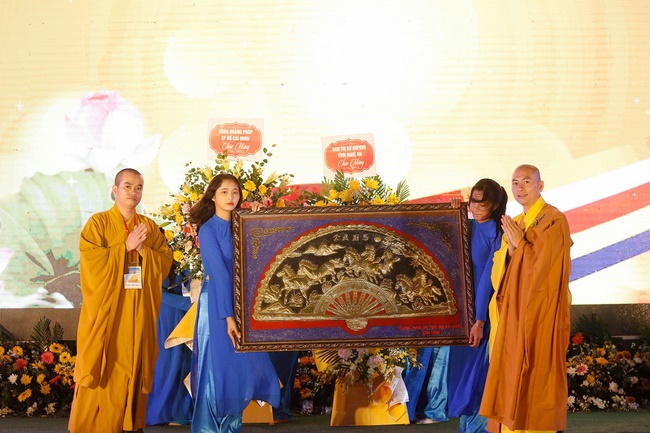 The inauguration ceremony of Buddha Shakyamuni statue 42m at Phuc Lac pagoda, Nghe An