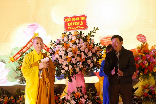 The inauguration ceremony of Buddha Shakyamuni statue 42m at Phuc Lac pagoda, Nghe An