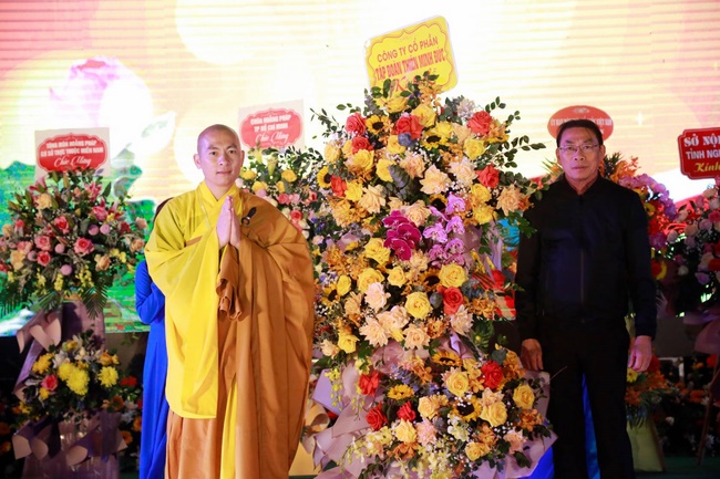 The inauguration ceremony of Buddha Shakyamuni statue 42m at Phuc Lac pagoda, Nghe An