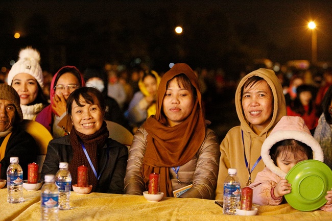 The inauguration ceremony of Buddha Shakyamuni statue 42m at Phuc Lac pagoda, Nghe An