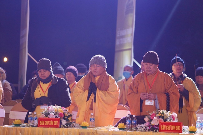 The inauguration ceremony of Buddha Shakyamuni statue 42m at Phuc Lac pagoda, Nghe An