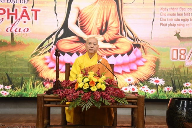 Flower-Candle Light Night of celebrating the Buddha Shakyamuni enlightenment