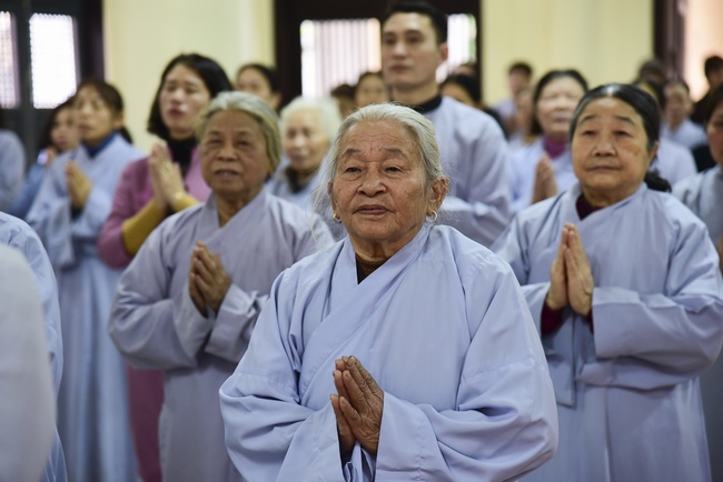 Three-Jewel  Refuge Ceremony at Tay Khanh Pagoda in Thai Binh