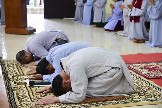 Three-Jewel  Refuge Ceremony at Tay Khanh Pagoda in Thai Binh