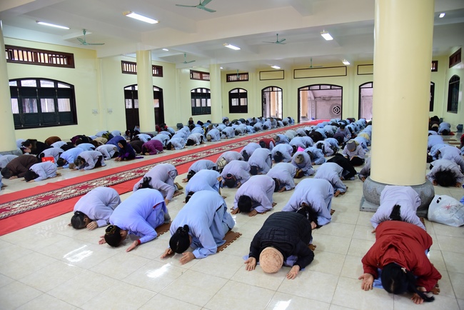 Three-Jewel  Refuge Ceremony at Tay Khanh Pagoda in Thai Binh