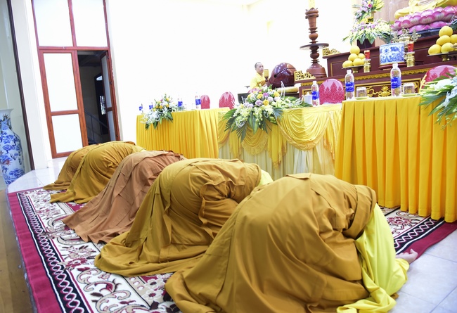 Three-Jewel  Refuge Ceremony at Tay Khanh Pagoda in Thai Binh